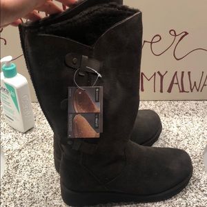Bearpaw boots